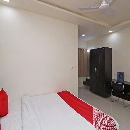 Hotel Oyo 29012 Gayatri Palace Durg Zewnętrze zdjęcie